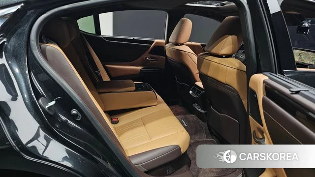 Lexus ES300h 7th generation id 4377278 из Кореи 18