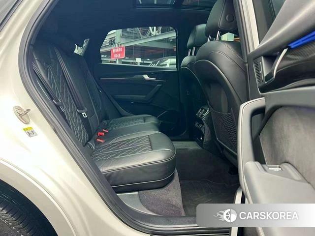 Audi Q5L Sportback id 4213846 из Китая 18