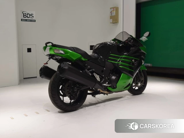 Проданный Kawasaki ZX-14R NINJA ABS 2014 из Японии, фото 2