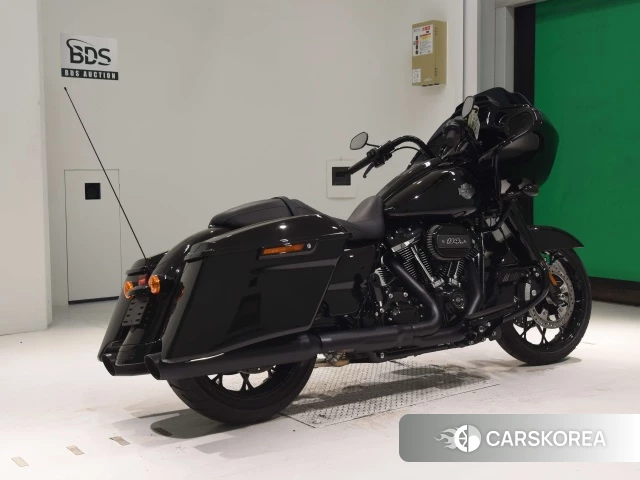 Проданный Harley-Davidson Road Glide FLTRXS1870 2023 из Японии, фото 2