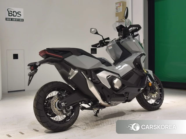 Проданный Honda X-ADV 750 2022 из Японии, фото 2