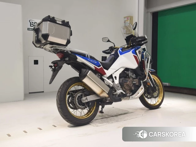 Проданный Honda CRF1100L AFRICA TWIN DCT 2020 из Японии, фото 2