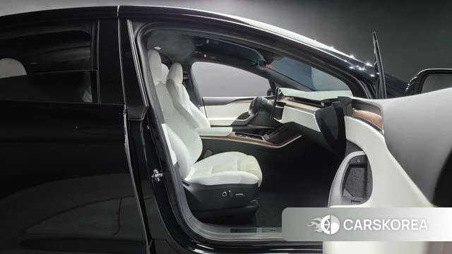 Tesla Model X id 4748848 из Кореи 18