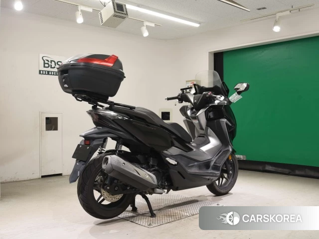 Проданный Honda FORZA 2018 из Японии, фото 2