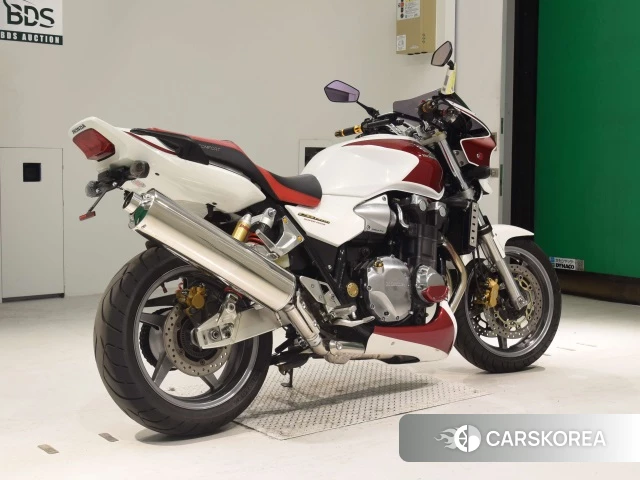 Проданный Honda CB1300SF ABS 2013 из Японии, фото 2