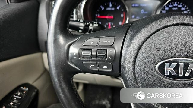 Kia The New Carnival id 4188261 из Кореи 18