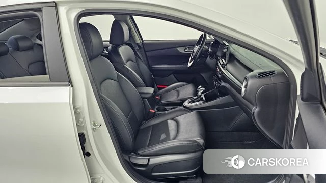 Kia Come New K3 id 4502408 из Кореи 18