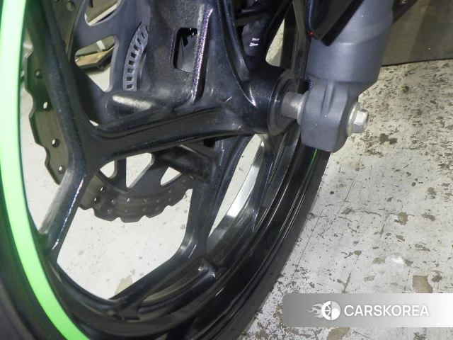 Проданный Kawasaki NINJA 250 ABS id 4199707 из Японии, фото 18