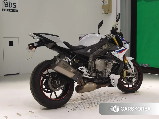 Проданный BMW S1000R 2017 из Японии, фото 2
