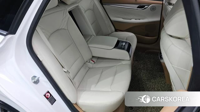 Hyundai The New Grandeur IG id 4525009 из Кореи 18