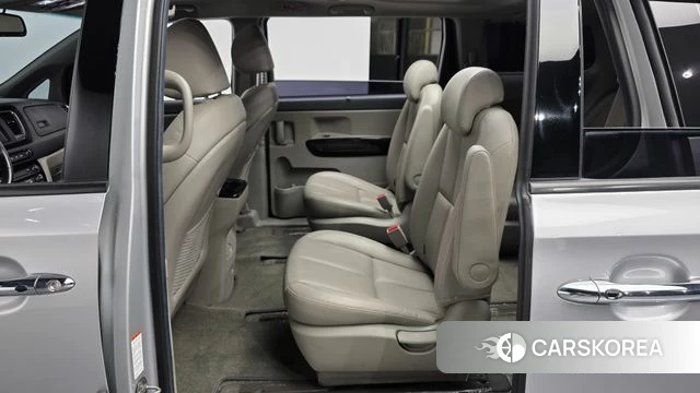 Kia The New Carnival id 4496687 из Кореи 18