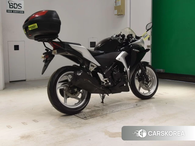 Проданный Honda CBR250R 2011 из Японии, фото 2