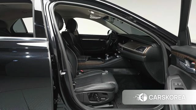 Genesis G90 id 4836184 из Кореи 18
