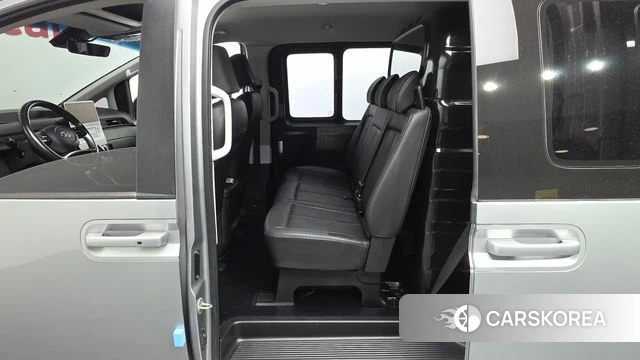 Hyundai Staria id 4186947 из Кореи 18