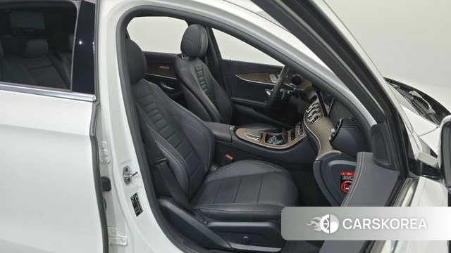Mercedes-Benz E-Class W213 id 4444231 из Кореи 18
