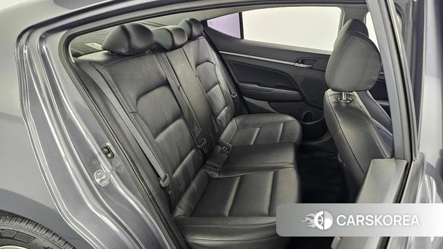 Hyundai Avante AD id 4305152 из Кореи 18