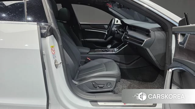 Audi A7 (4K) id 4608838 из Кореи 18