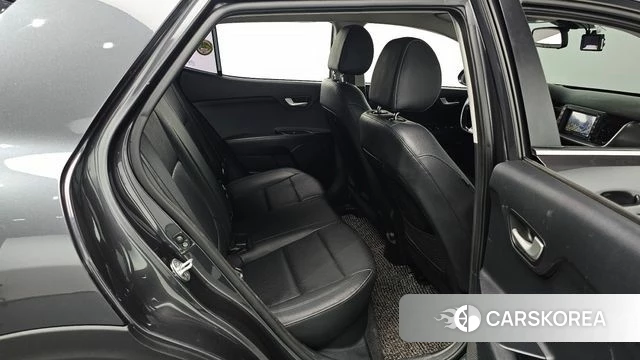 Kia Stonic id 4717717 из Кореи 18