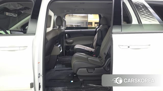 Kia The New Carnival 4th Generation id 4248645 из Кореи 18