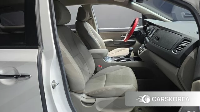 Kia The New Carnival id 4459581 из Кореи 18