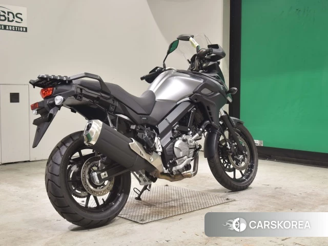 Проданный Suzuki V-STROM 650 DL650 ABS 2021 из Японии