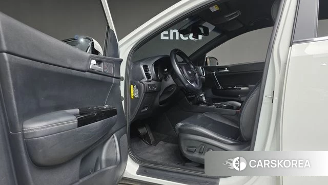 Kia Sportage The Bold id 4246026 из Кореи 18