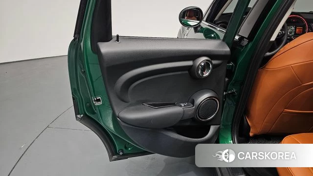 Mini Cooper id 4535310 из Кореи 17