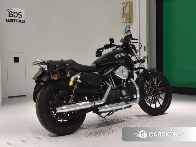 Проданный Harley-Davidson Sportster XL883N 2010 из Японии, фото 2