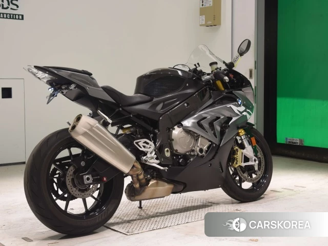 Проданный BMW S1000RR 2017 из Японии