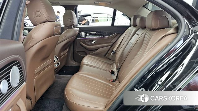 Mercedes-Benz E-Class W213 id 4562978 из Кореи 18