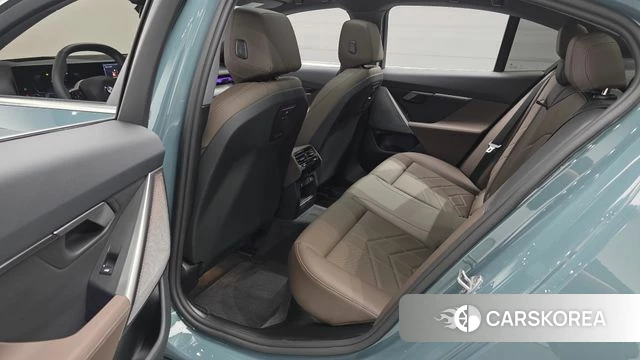 BMW 5 Series (G60) id 4185500 из Кореи 18