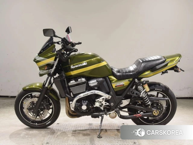 Kawasaki ZRX 1200 id 4192729 из Японии 18