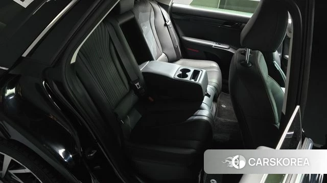 Hyundai Grandeur Hybrid (GN7) id 4349786 из Кореи 18