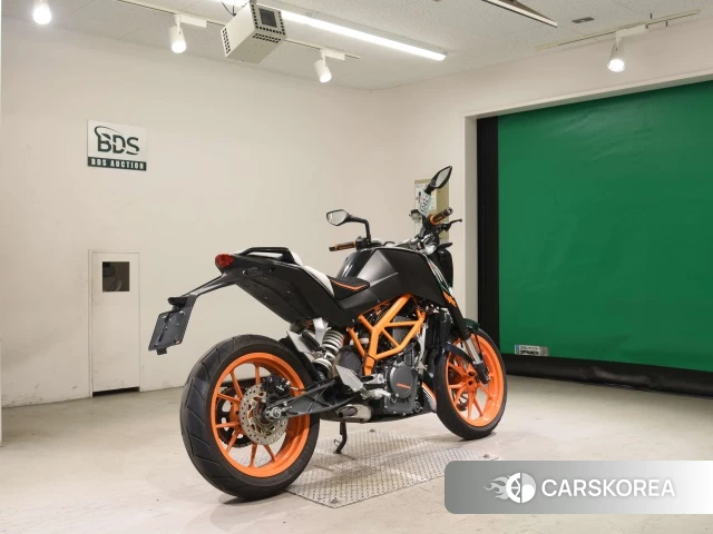 Проданный KTM 390 DUKE 2014 из Японии, фото 2