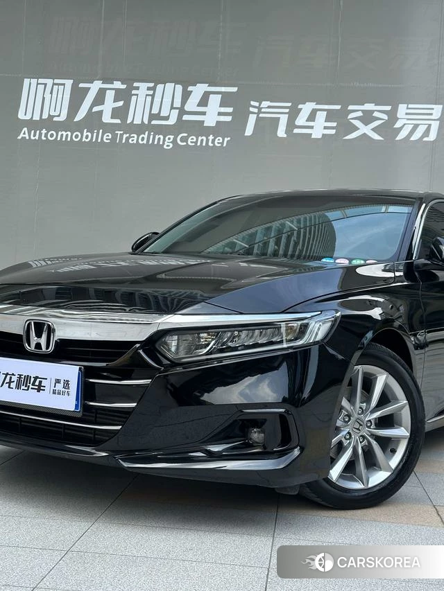 Honda Accord id 4341886 из Китая 18