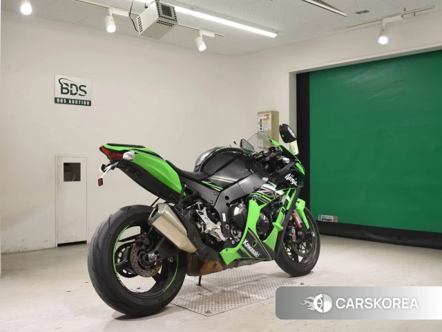 Проданный Kawasaki ZX-10R NINJA ABS 2016 из Японии, фото 2