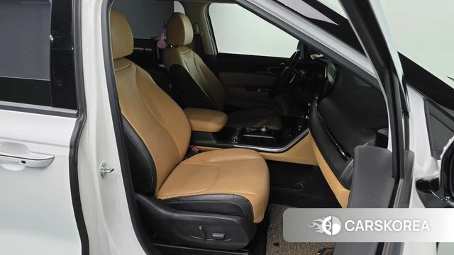 Kia Carnival 4th generation id 4268379 из Кореи 18