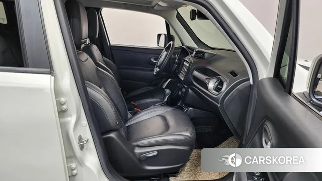 Jeep Renegade id 4464626 из Кореи 18