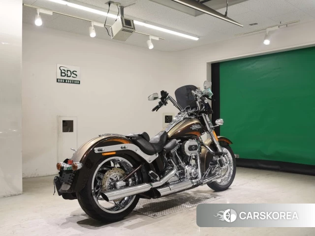 Проданный Harley-Davidson Heritage Springer FLSTSE1800 CVO 2011 из Японии, фото 2