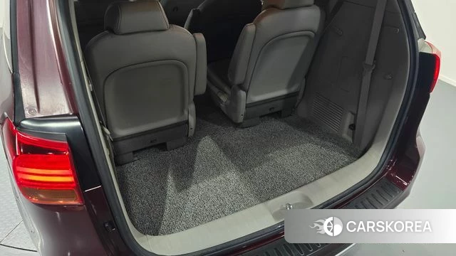 Kia All New Carnival id 4543753 из Кореи 18