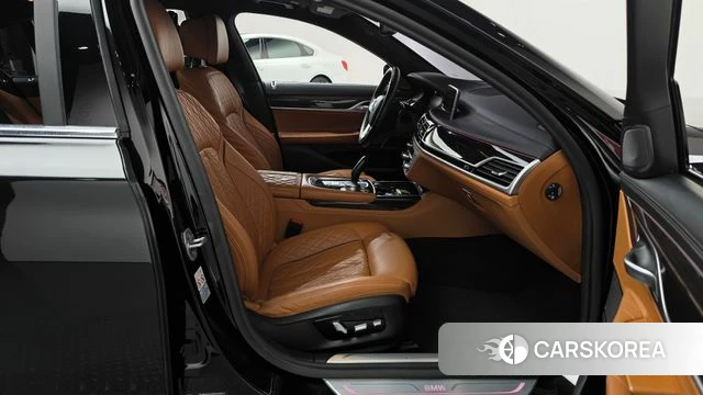 BMW 7 Series (G11) id 4698259 из Кореи 18