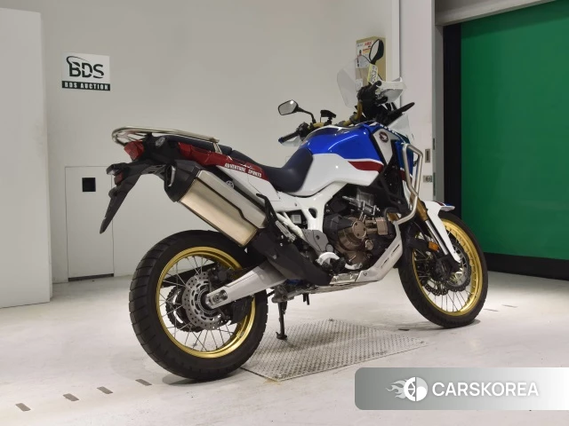 Проданный Honda CRF1000L AFRICA TWIN 2018 из Японии, фото 2