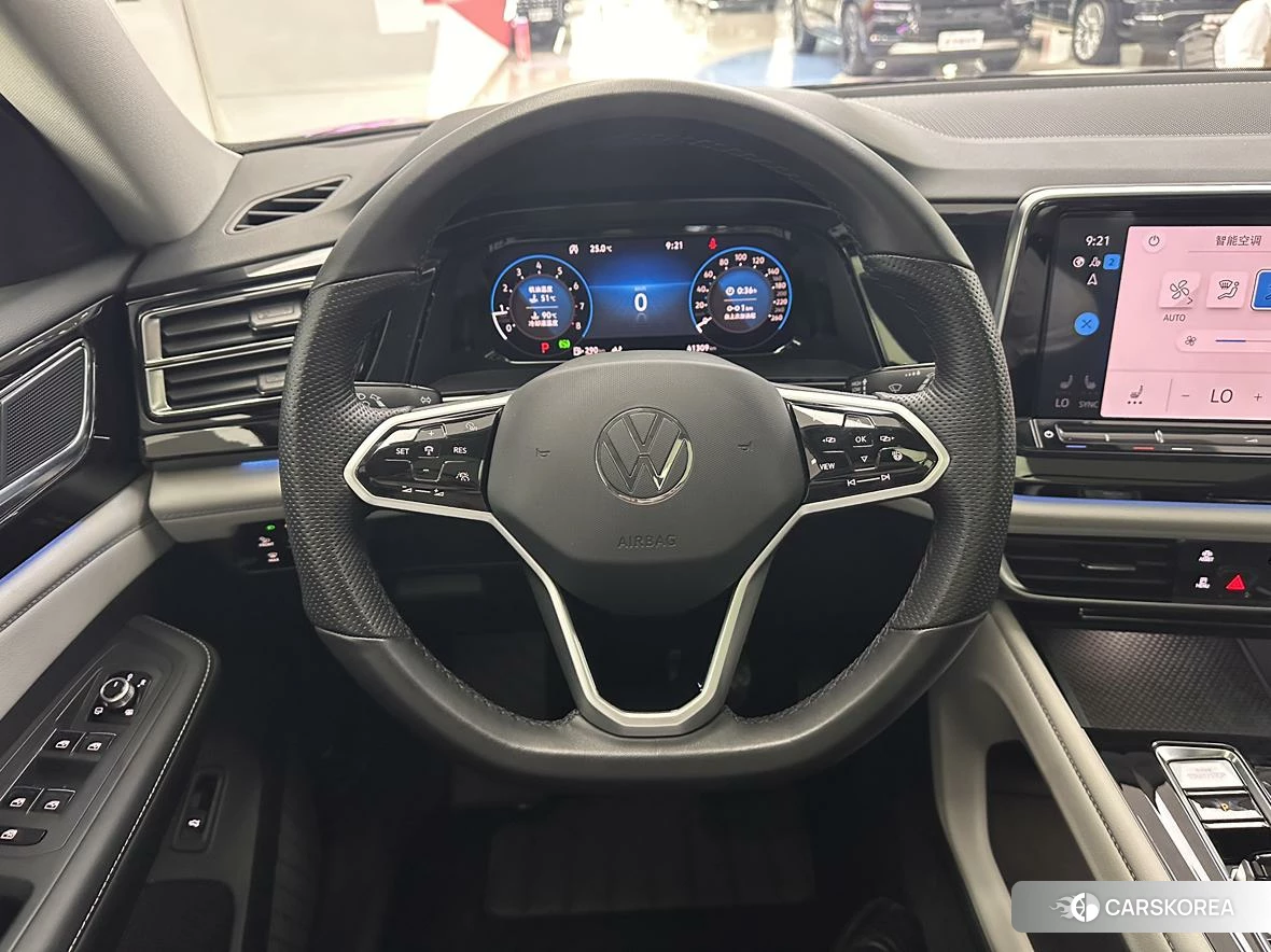 Volkswagen Tourang id 4479836 из Китая 18
