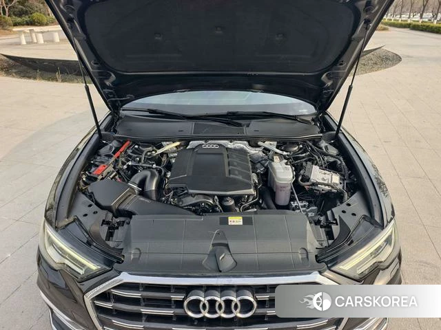 Audi A6L id 4263911 из Китая 18
