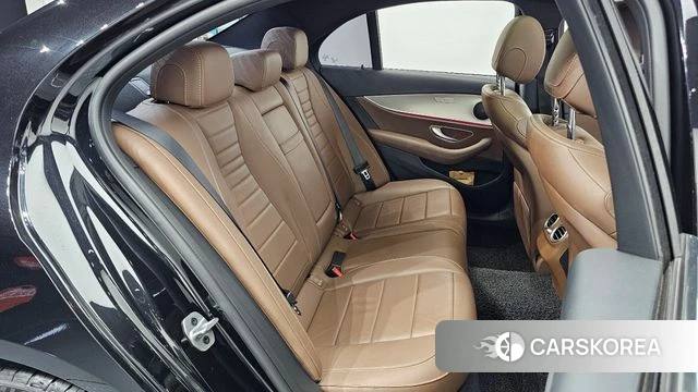 Mercedes-Benz E-Class W213 id 4604948 из Кореи 18