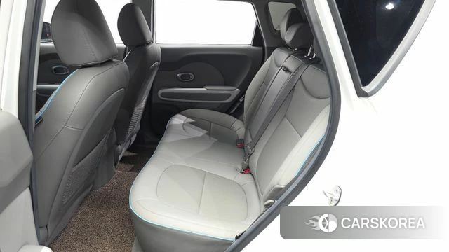Kia Soul EV id 4785776 из Кореи 18