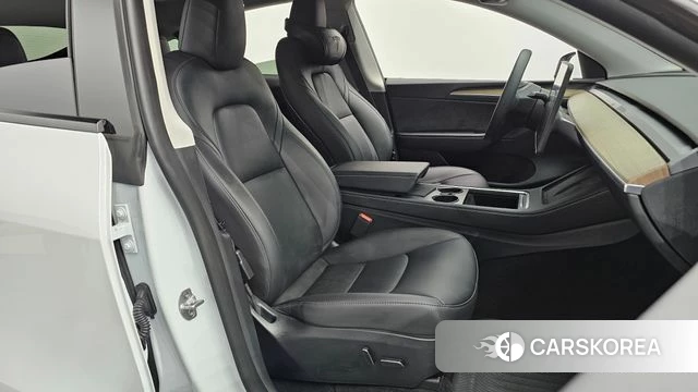Tesla Model Y id 4608067 из Кореи 18