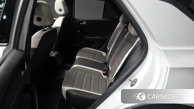 Volkswagen T-Roc id 4416091 из Кореи 18