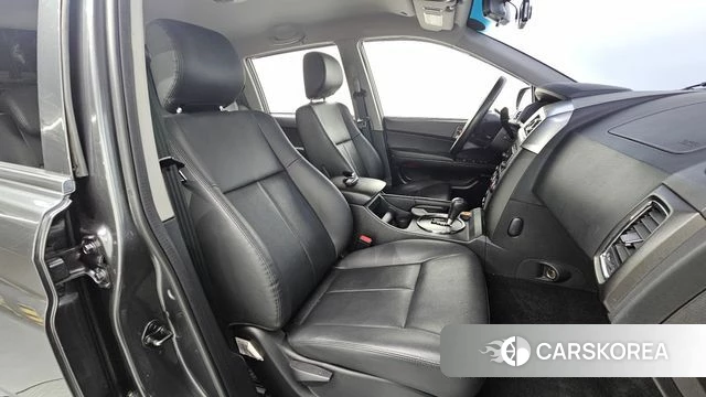 Ssangyong The New Korando Sports id 4448364 из Кореи 18