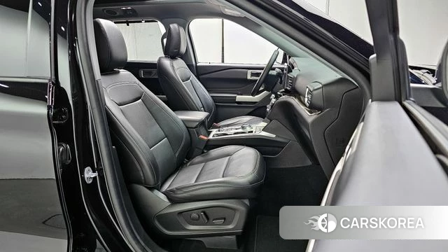 Ford Explorer 6th Generation id 4266724 из Кореи 18